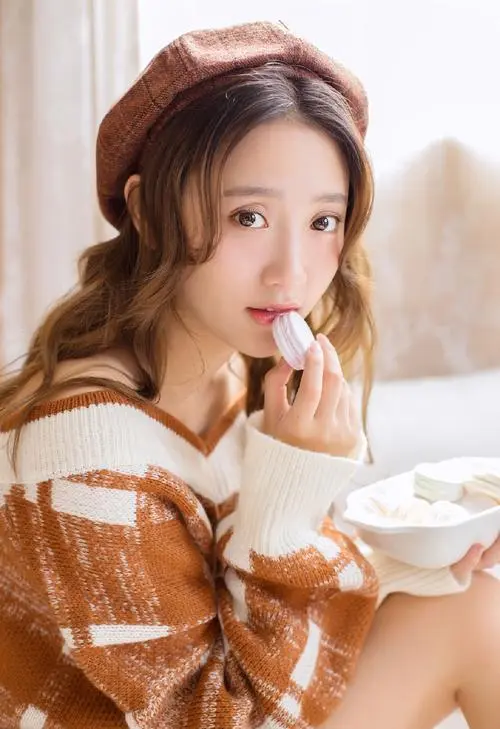 纯白背景图,MP4高清版,官方中字,免费免VIP在线看